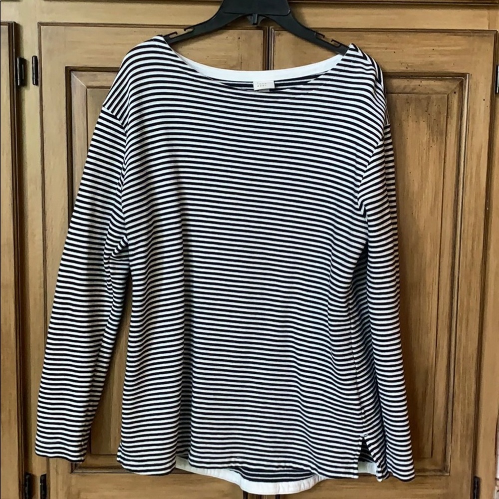Striped 3/4 Top